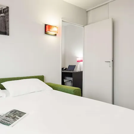 Adagio Access Viarme Aparthotel 3*