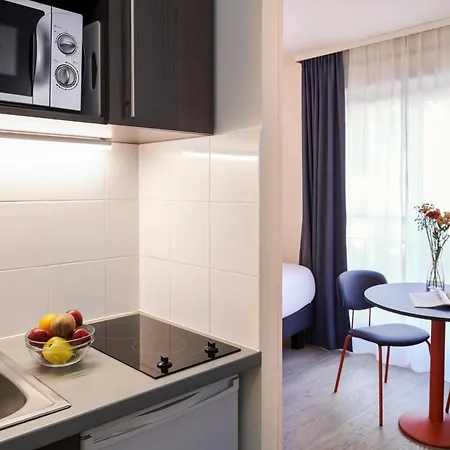 Adagio Access Viarme 3* Nantes