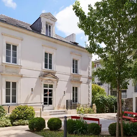 Adagio Access Viarme Aparthotel 3*