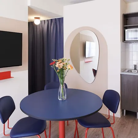 Adagio Access Viarme Apart Otel 3*