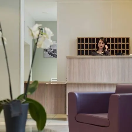 Adagio Access Viarme Appart hôtel 3*