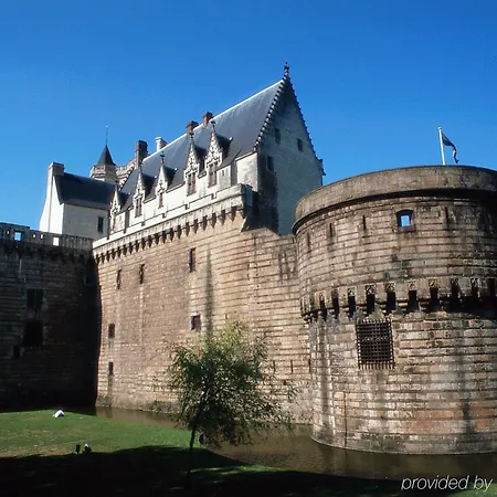 Adagio Access Viarme 3*