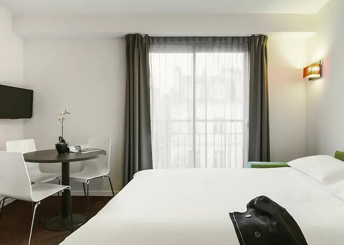 Adagio Access Viarme Aparthotel