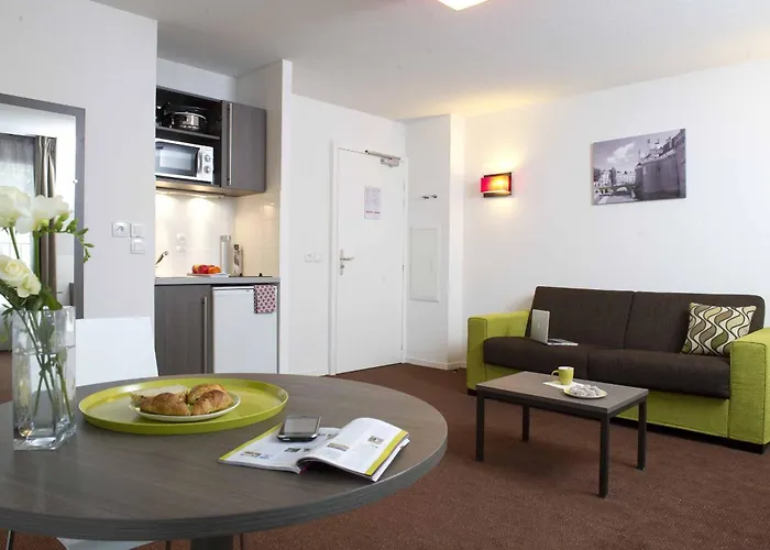 Adagio Access Viarme Aparthotel 3*