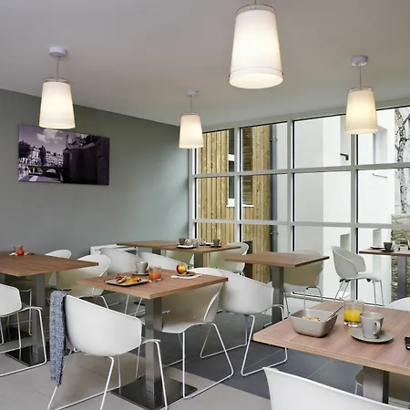 Adagio Access Viarme Apartahotel 3*